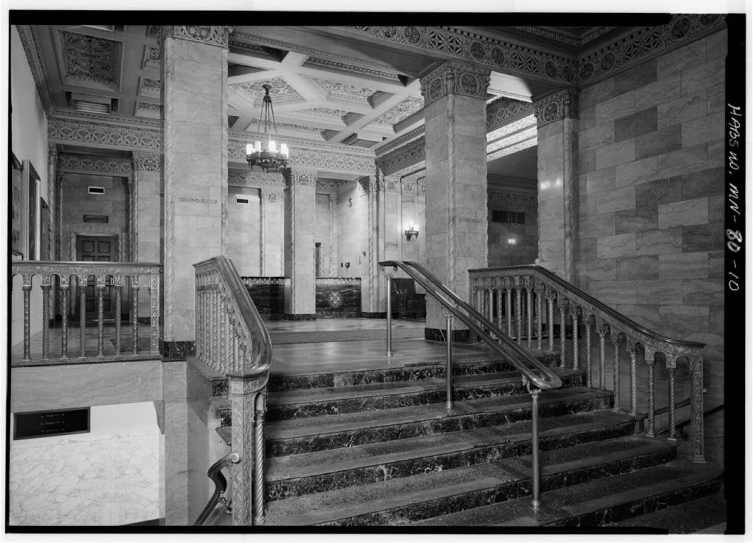 Plummer Building Rochester Historical photos: Mayo Clinic's Plummer Building (1987) - Post ...