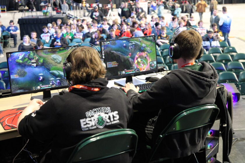 Realize Esports Esports growing in high schools across North Dakota - InForum | Fargo ...