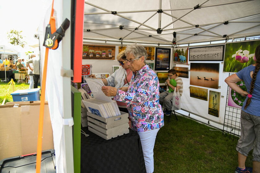 Watermark Art Festival amasses hundreds at Library Park for 57th year ...