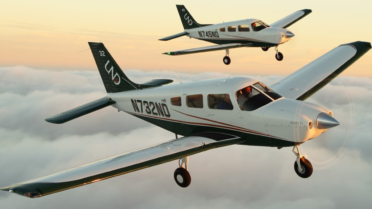 UND signs agreement with Frontier Airlines for pilot training, job pipeline - Grand Forks Herald | Grand Forks, East Grand Forks news, weather & sports UND signs agreement with Frontier Airlines for pilot training, job pipeline - Grand Forks Herald | Grand Forks, East Grand Forks news, weather & sports