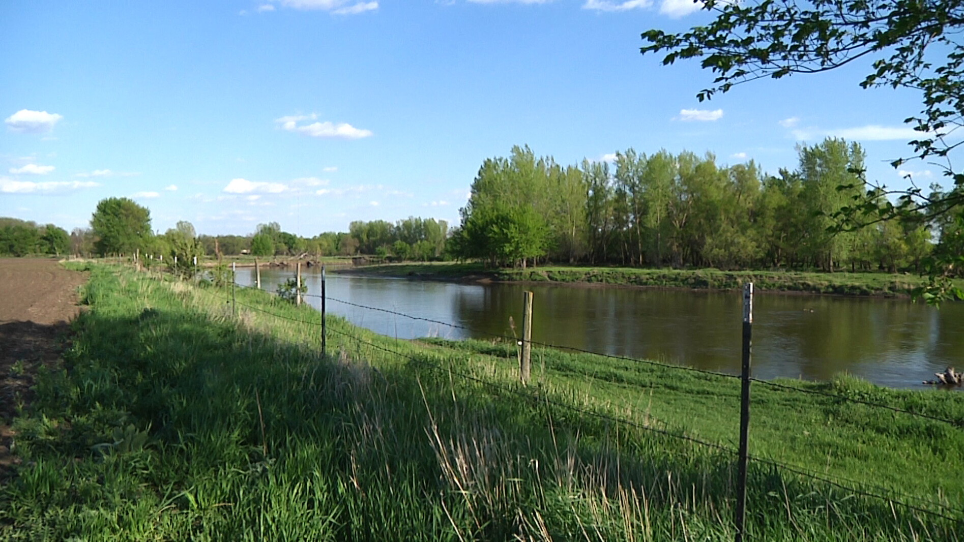 Farm Bureau Other Ag Groups Sue Over New WOTUS Definition Agweek farm-bureau-other-ag-groups-sue-over-new-wotus-definition-agweek