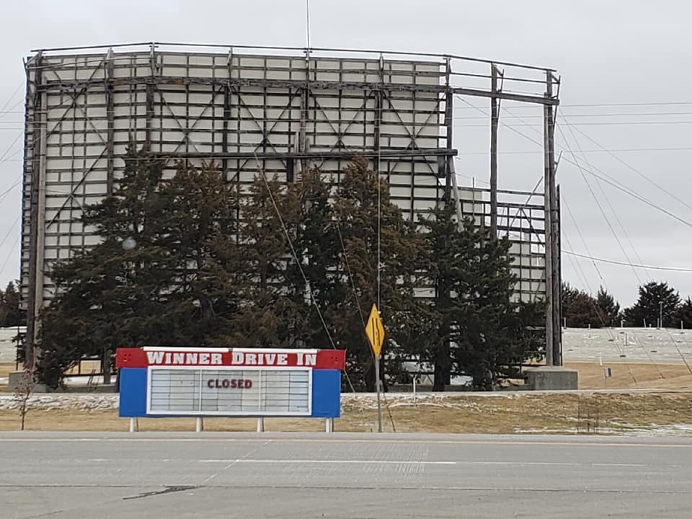 Efforts Underway To Repair Winner Drive In Theatre Screen Mitchell efforts-underway-to-repair-winner-drive-in-theatre-screen-mitchell