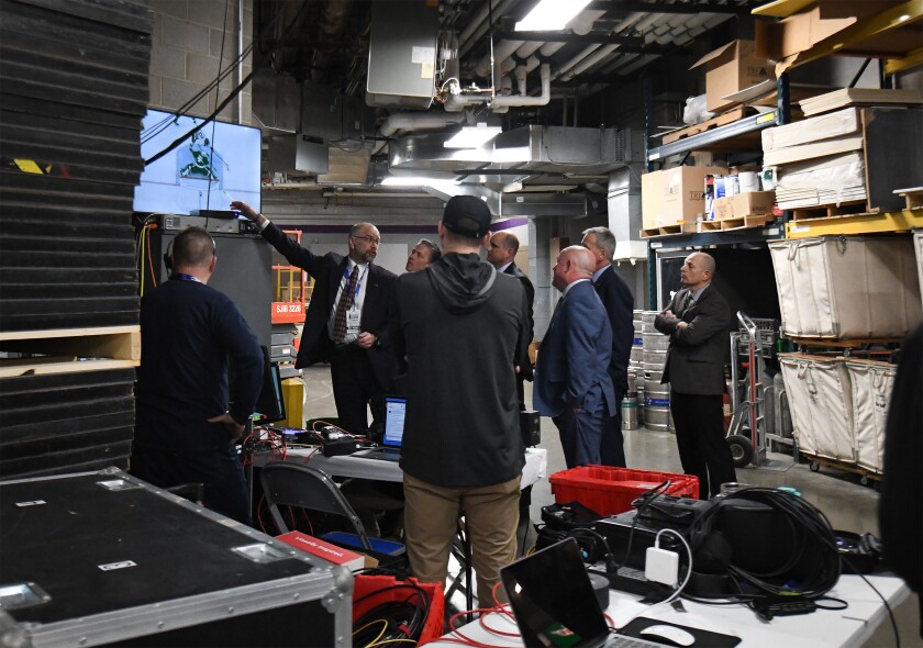 032322.S.BP.BSUMHKY-LOCKERROOM1.jpg