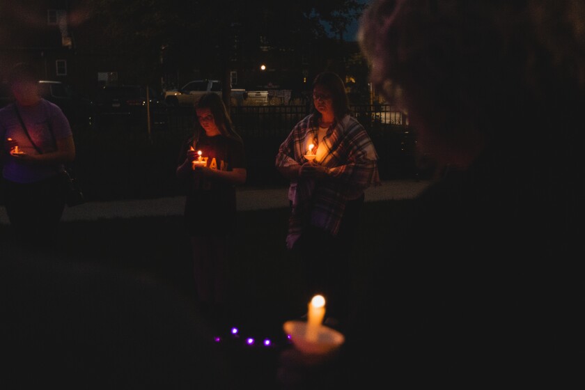 10-3-22CandleLightVigil-21.jpg