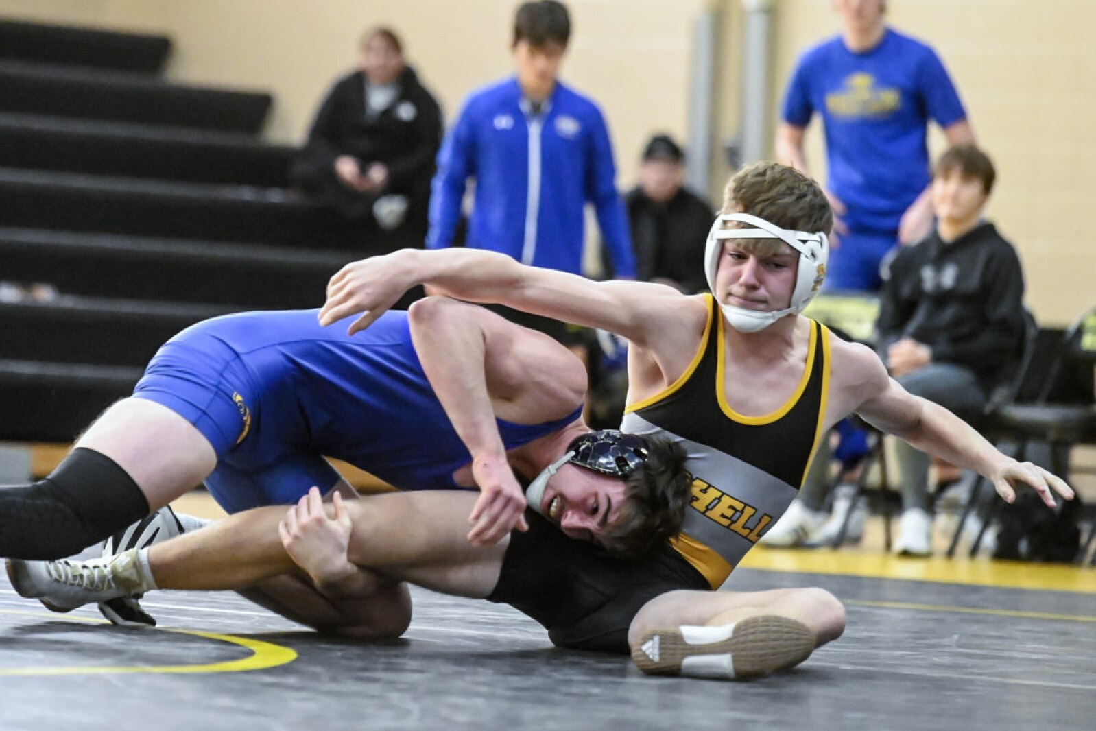 010122.KernelWrestling10.jpg