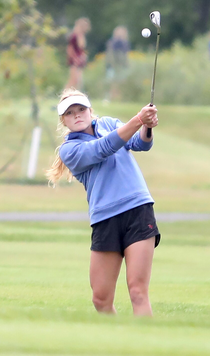 Superior’s Autumn Cooper chips onto the first hole