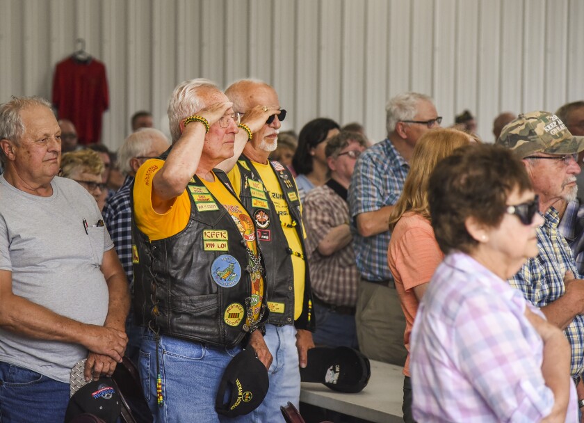 070922.N.BP.Vietnam Memorial 2.jpg