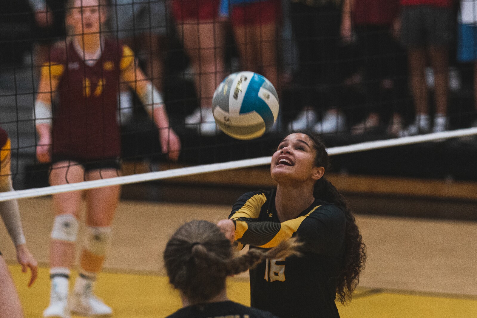 9-29-22VolleyballMitchellvsRoosevelt-60.jpg