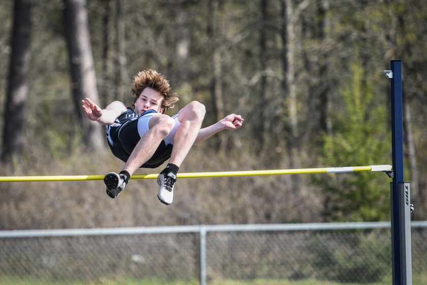 052522.S.BP.BHSTRACK Alex Nelson.jpg