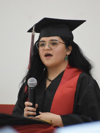 Roxanna Esparza speaks at the Learning Center graduation ceremony on Thursday, May 26, 2022.