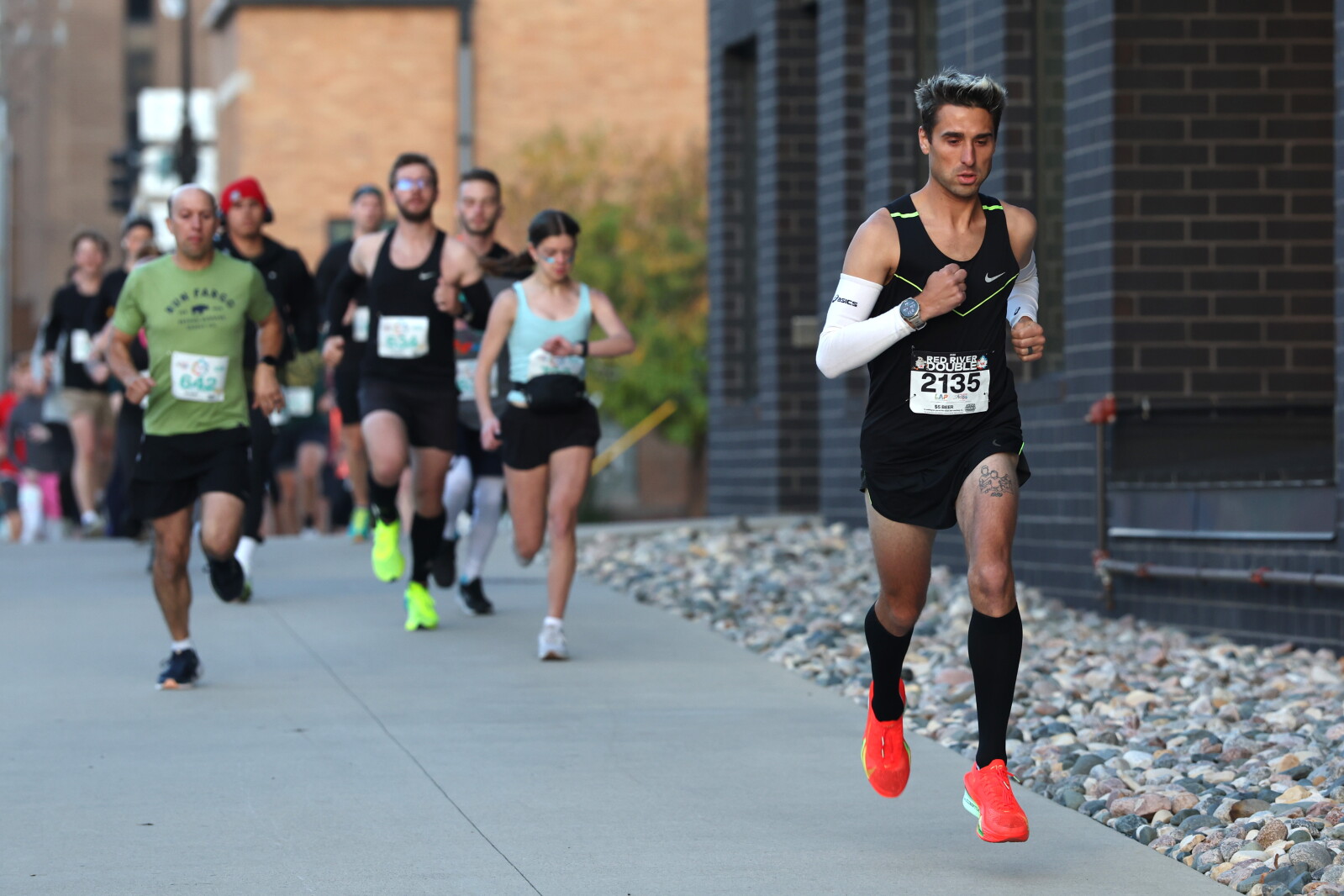 Runners brace for a hot pace at Fargo Marathon