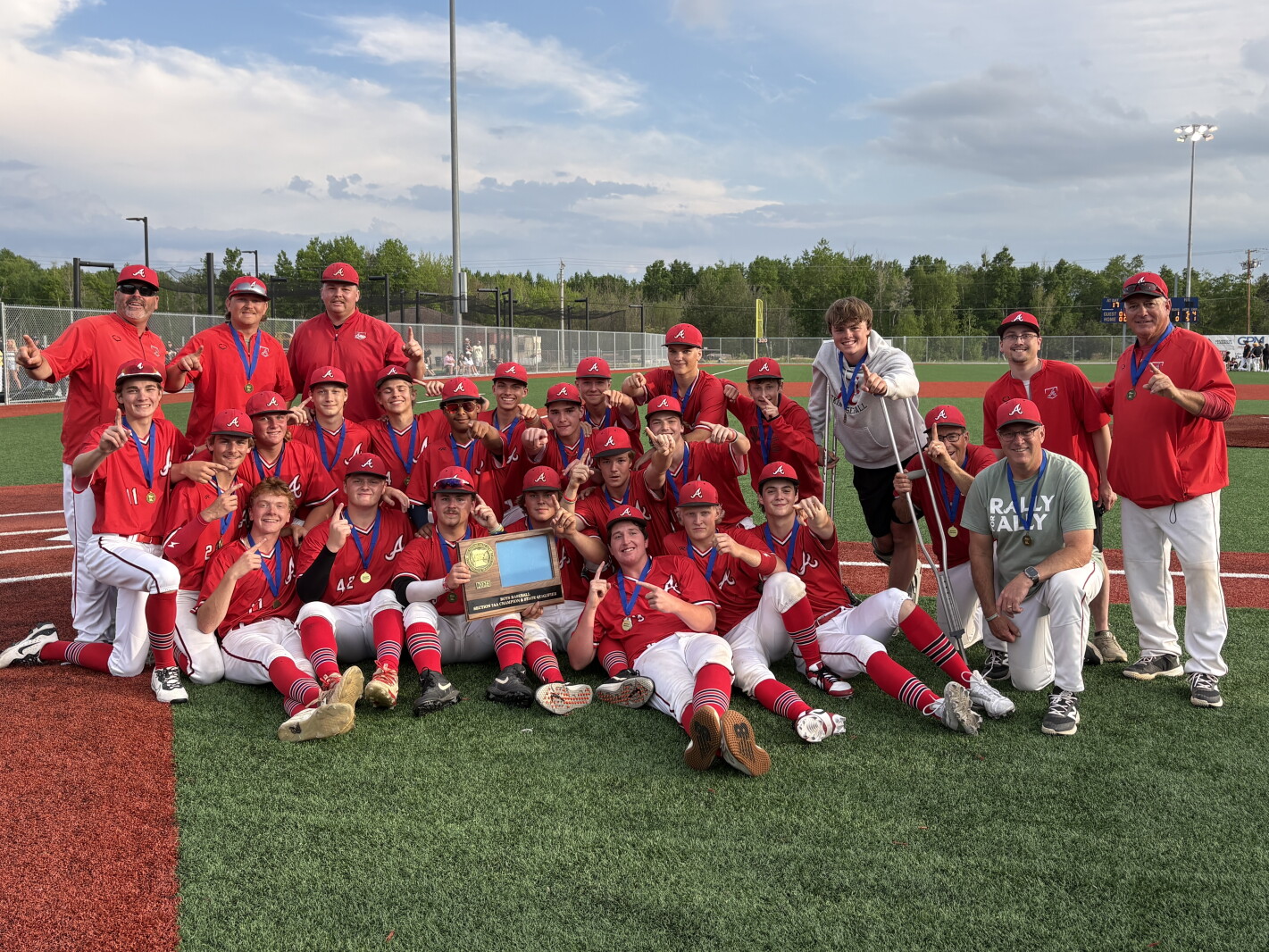 Area Baseball: Kunz pitches, hits Aitkin to state