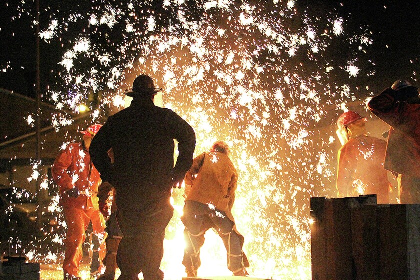 2812738+Iron Pour 2.jpg