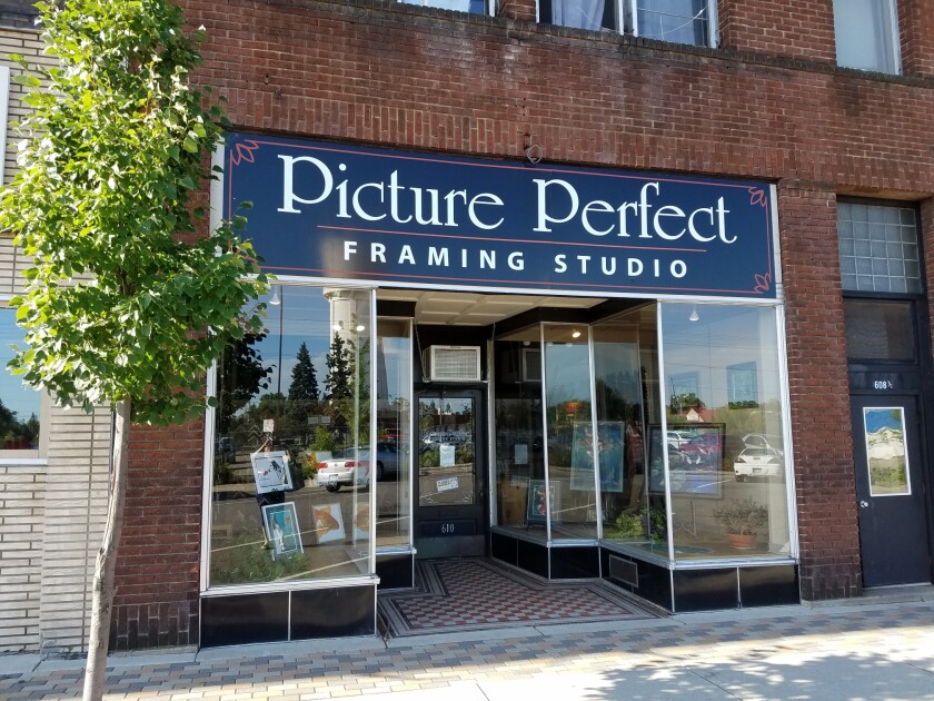 062320.N.BD.PicturePerfectFramingStudio.jpg
