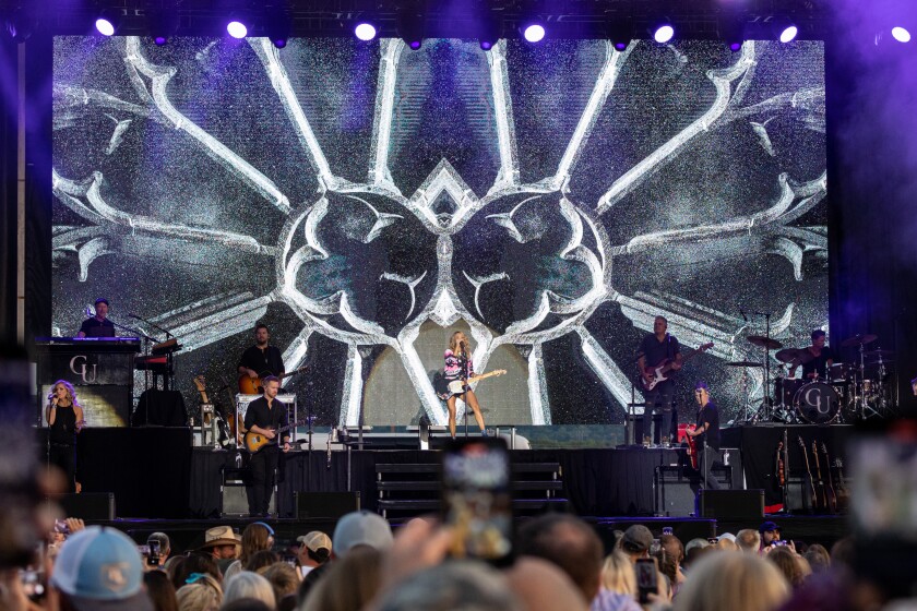 072123-Caroline Jones and Carrie Underwood