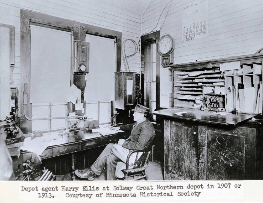 10031 Harry Ellis at Solway GN depot 1902 or 1913.jpg