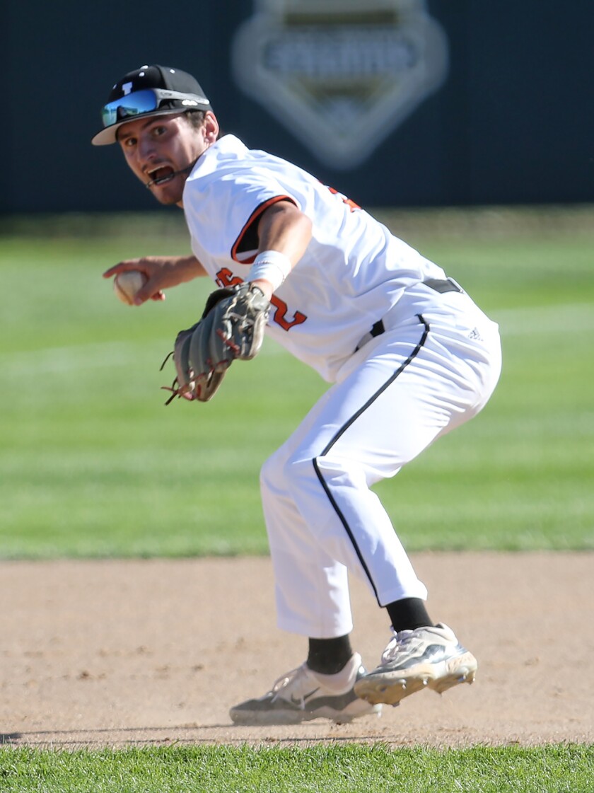 Jimmies beat Mayville State 6-3 behind heads up base running ...