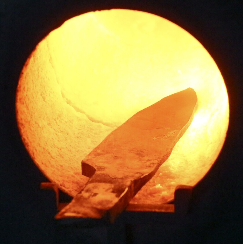 112120.F.DNT.KnivesC4.jpg