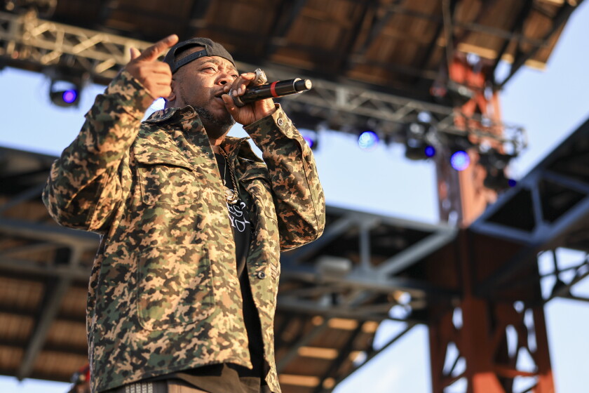 Flo Rida Western Review: Flo Rida goes late, gets 'Low' at Bayfront Festival Park ...