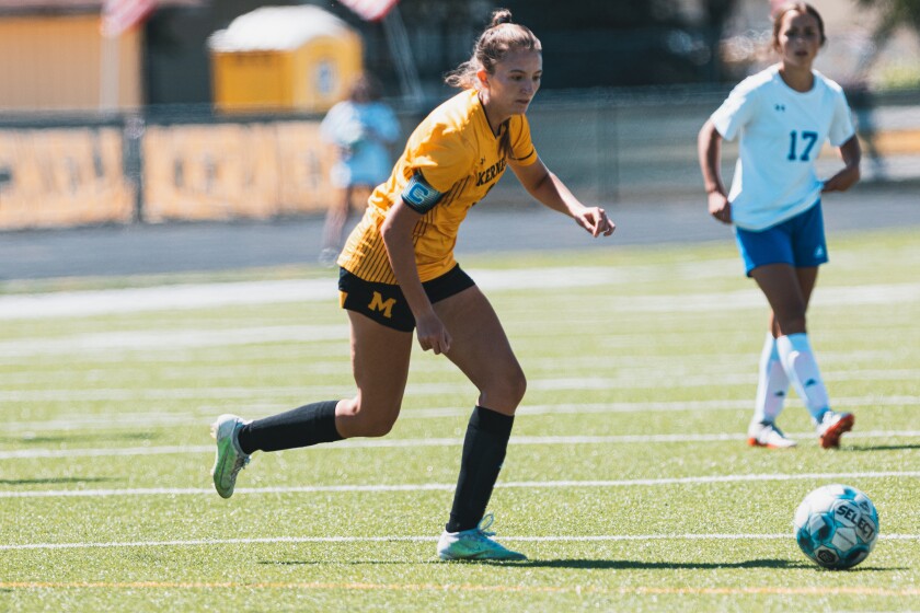 9-3-22GirlsScoccerMitchellvsDouglas-8.jpg