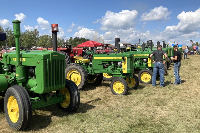 090121.N.DNT.LAKEHEADHARVEST.C15.jpg