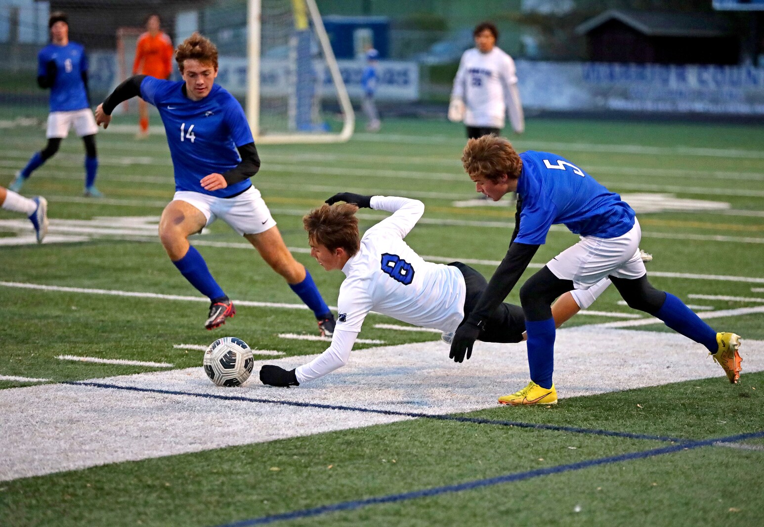 Brainerd boys soccer vs Rogers