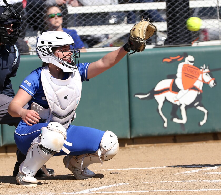 jhs softball fischer catching 050322.jpg