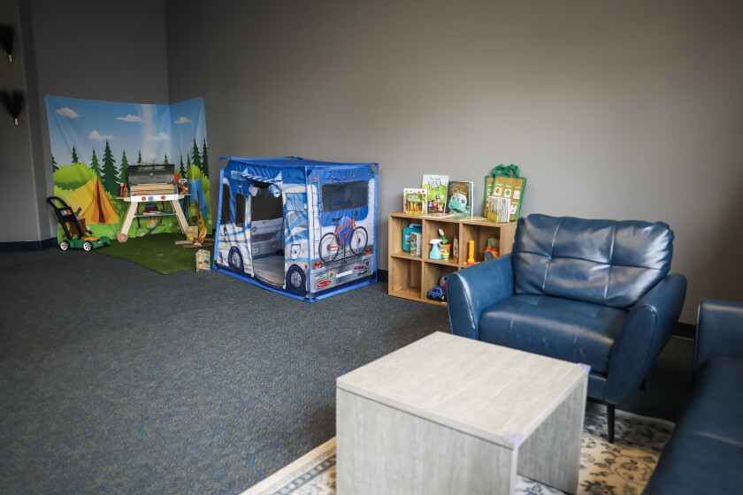 072526.N.BP.BLUEOXPLAYROOM - 9.jpg