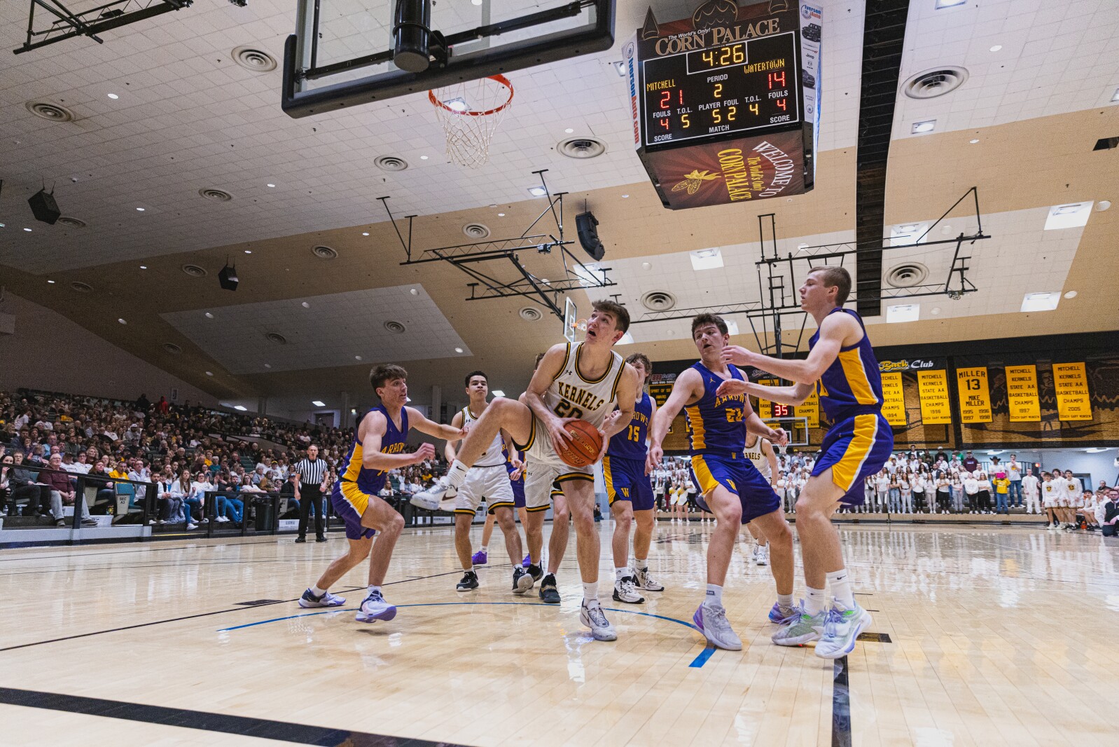 3-4-23MitchellvsWatertownSoDak16Boys-6.jpg