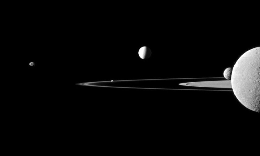 Saturn cassini rings 5 moons