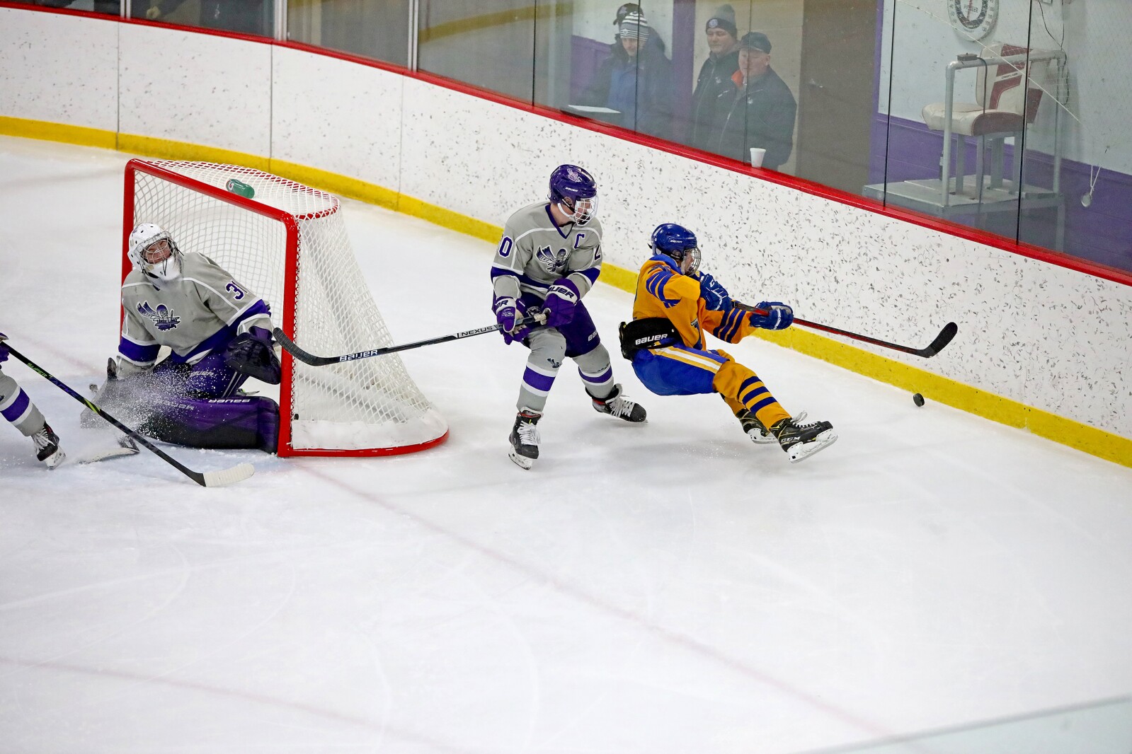 Little Falls vs Wadena Deer Creek boys hockey gallery (5).jpg