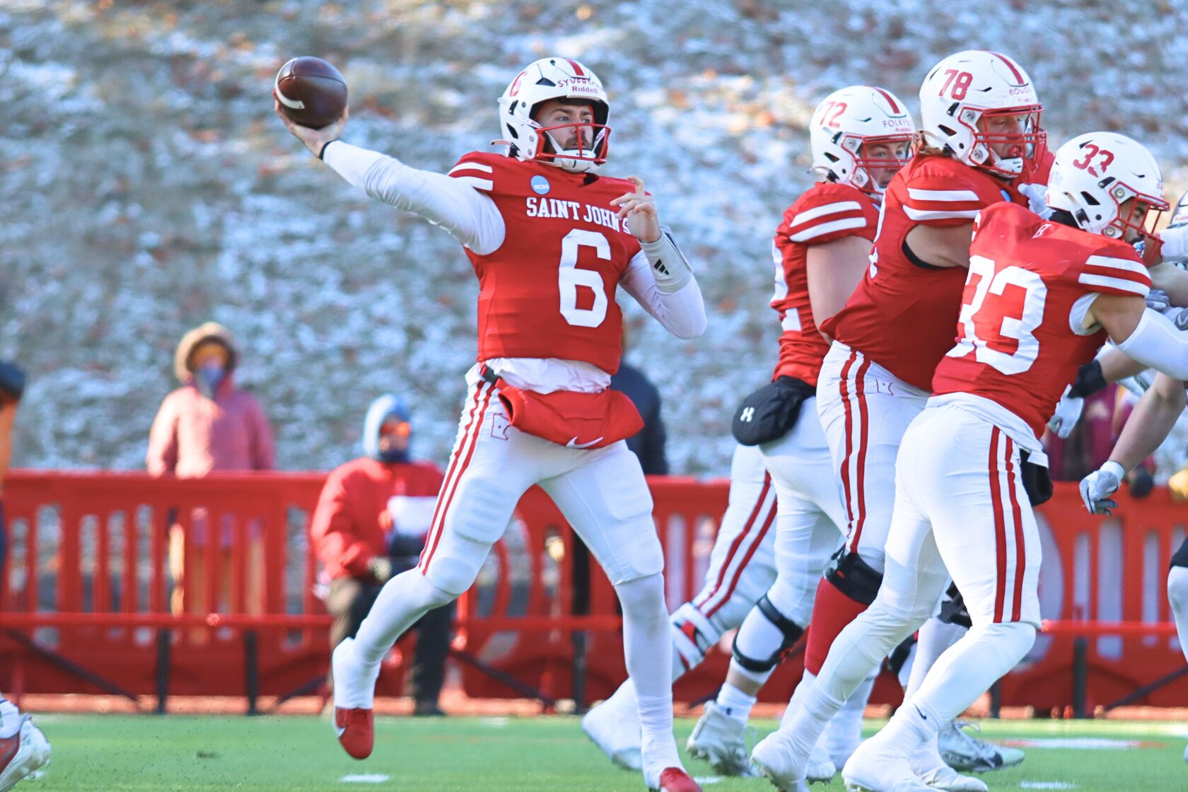 St. John's quarterback Aaron Syverson named 1 of 5 finalists for ...