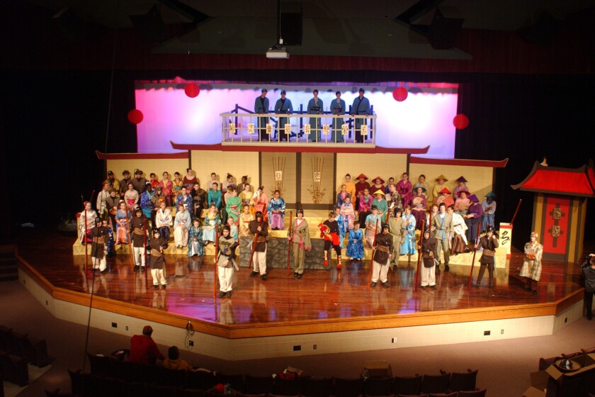 65048+022512-mulan-play-01.jpg