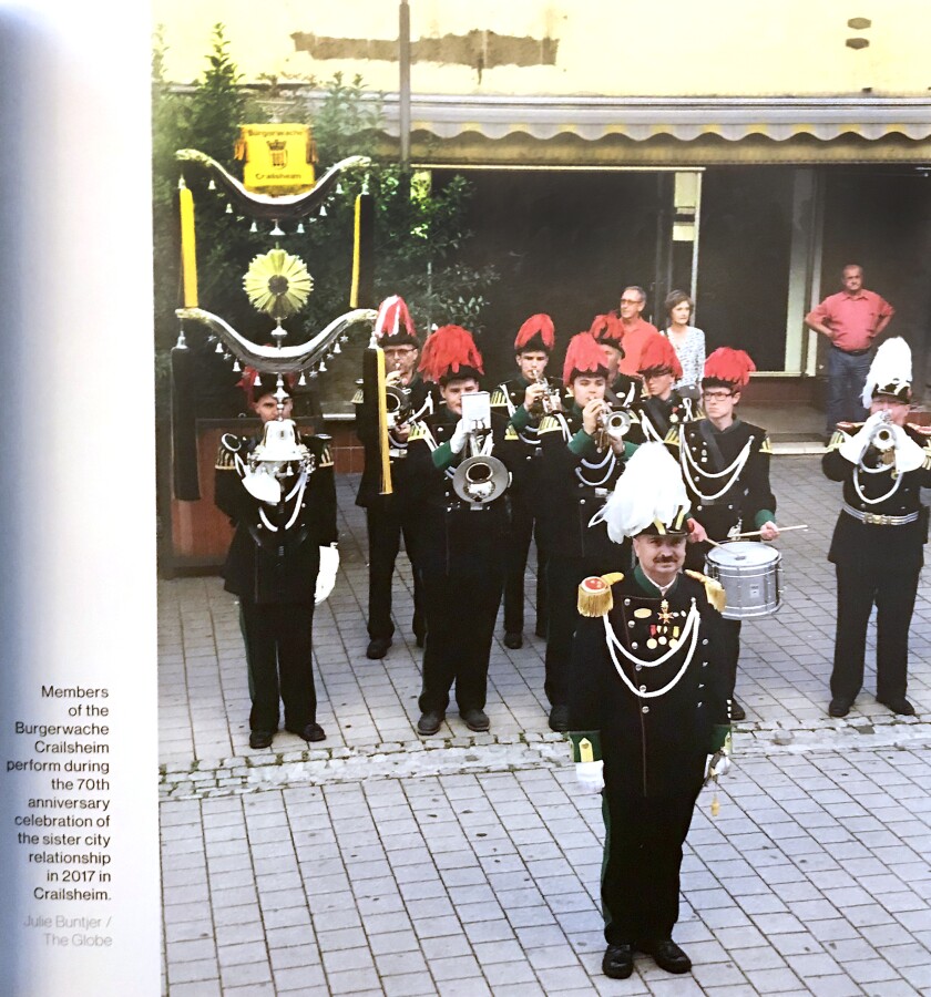 060822.N.DG.CRAILSHEIMBOOKBAND.jpg