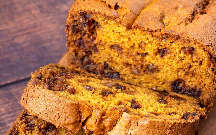 100621-grims-grub-pumpkin-bread-shutterstock.jpg