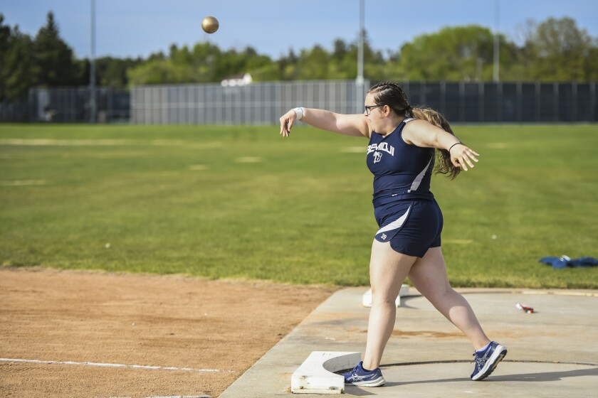 052425.s.bp.bhstrack - McKenzie Ghinter Shout Put.jpg