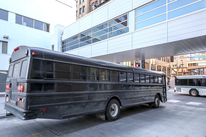 Party Bus Fills In For Jefferson Lines Duluth Minneapolis Route party-bus-fills-in-for-jefferson-lines-duluth-minneapolis-route
