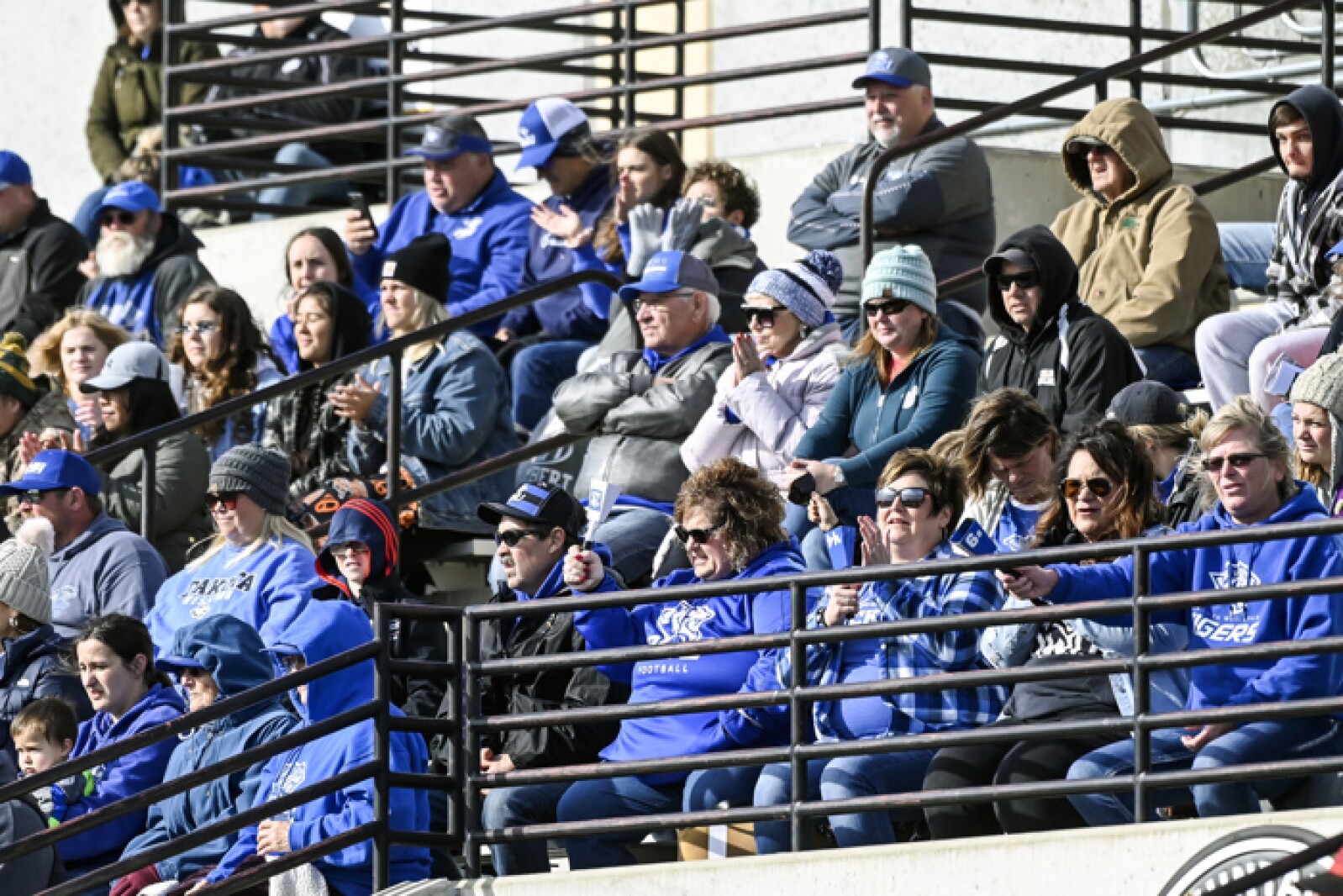 102321.DWUFootball52.jpg