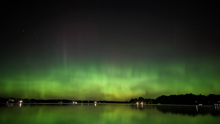 Northern lights near Union Lake by Travis Anderson.jpg