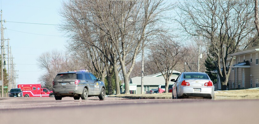 3184195+022717.N.DR_.STANDOFF5.jpg