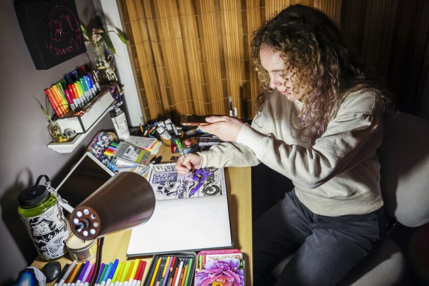 Denfeld art student creates viral TikTok tutorials