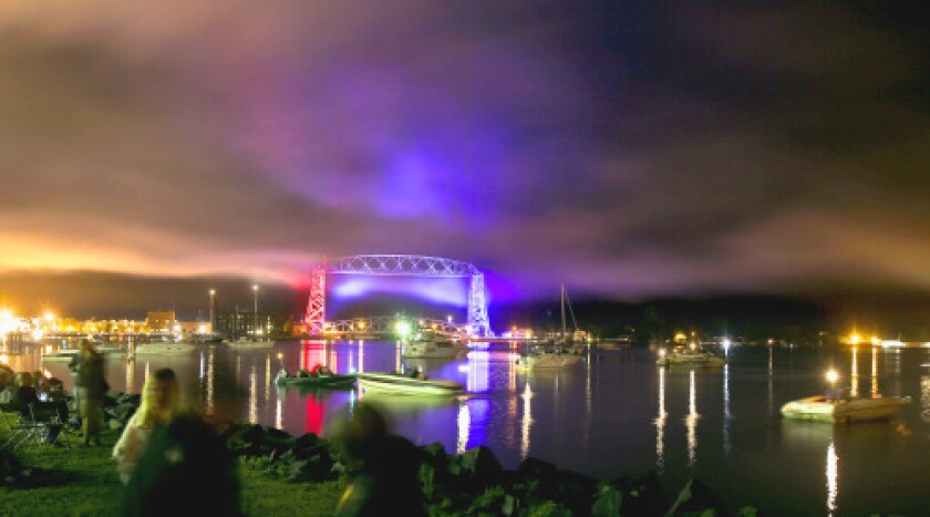 File: Duluth Fourth Fest fireworks.jpg