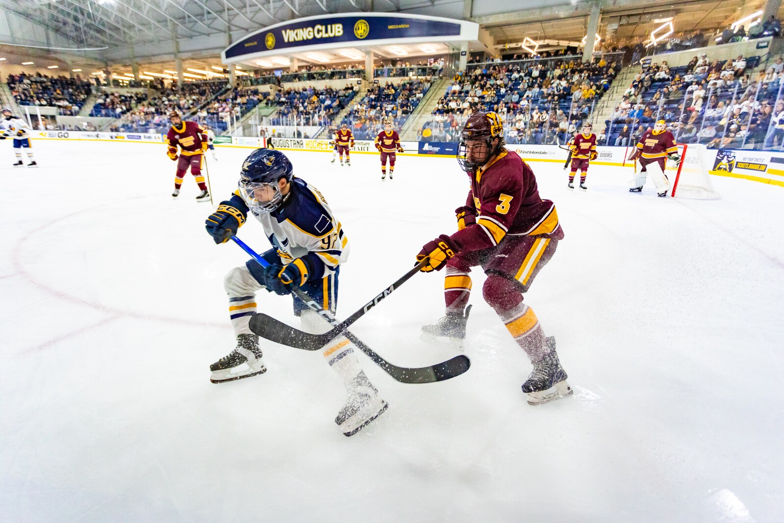 Bulgakov, Hennen recognized by CCHA following Augustana’s weekend sweep of ranked Arizona State