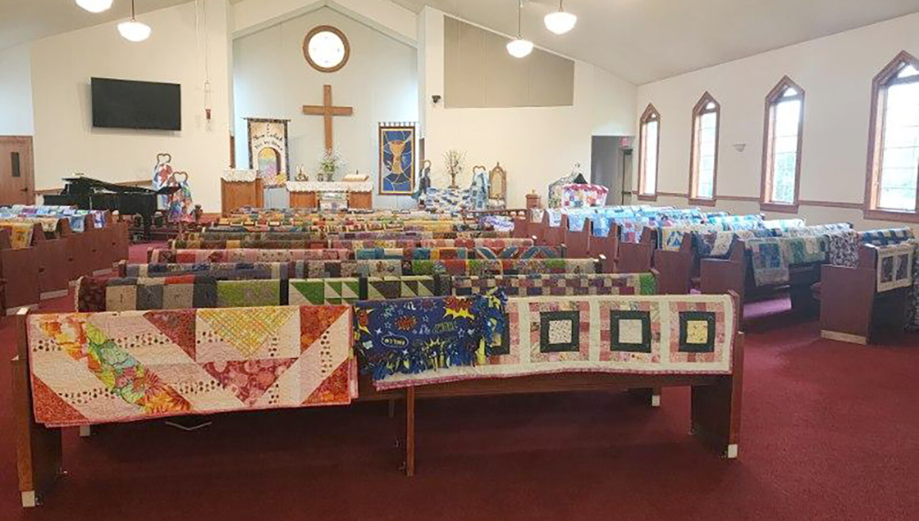 Communication Quilt Hubbard quilting group sews 170-plus blankets for charity - Park Rapids ...