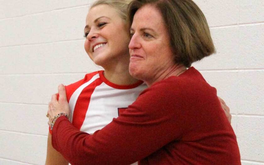 1271760+1103_RaidersVolleyball2.jpg