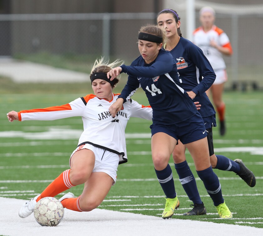 UJ Womens soccer Hoppe 091720.jpg