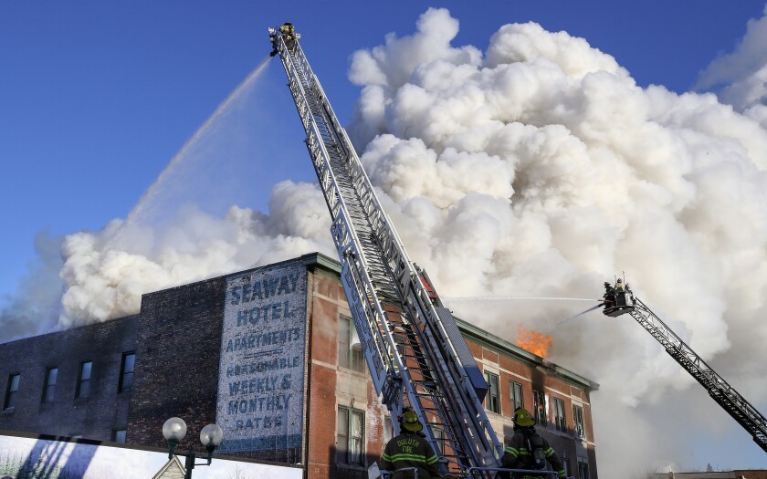 011122.N.DNT.FireC1.jpg