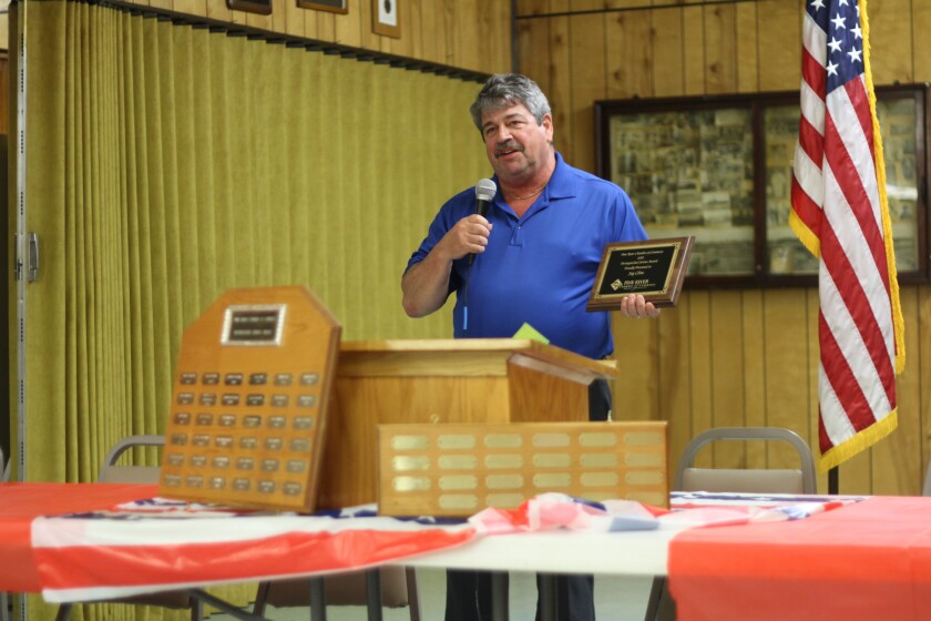 Distinguished Service Award winner Jay Cline thanks those present for honoring him.