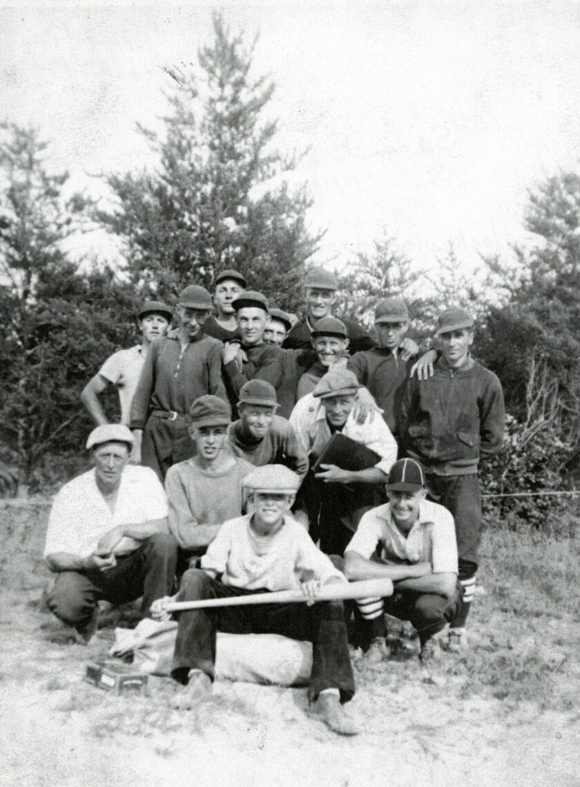 Saum baseball team, 1935-37.jpg