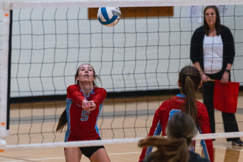 11-1-22PrepVolleyballBonHommevsKWL-7.jpg
